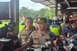 Demo BEM UI Mabes: 3.093 Personel Turun 5 Tuntutan Menggema