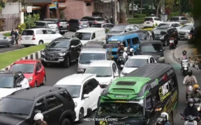 libur imlek ramai datang Malang