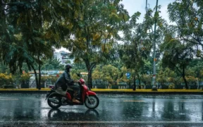 BMKG memprediksi cuaca pada awal Ramadan 2026 akan didominasi hujan ringan hingga sedang, khususnya pada 18–19 Februari 2026