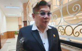 Anggota DPRD Jatim dr Benjamin Kristianto menegaskan pasien tetap dilayani meski BPJS PBI terdeteksi telah dinonaktifkan