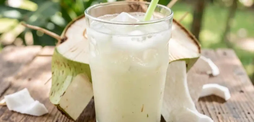 Air Kelapa Ternyata Ideal untuk Berbuka Puasa