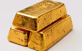 Harga emas batangan PT Aneka Tambang Tbk (Antam) kembali turun pada perdagangan Jumat (6/2/2026), turun sebesar Rp100.000 per gram.mengalami koreksi tajam pada perdagangan Jumat (6/2/2026).