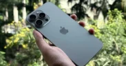 Tren rental iPhone jelang Lebaran 2026 meledak di kalangan anak muda. Demi foto estetik dan konten cinematic!