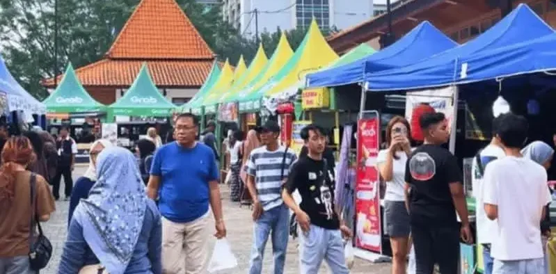 Dinas Kesehatan (Dinkes) Kota Malang mencatat 98,8 persen sampel makanan dan minuman yang dijual di pasar takjil aman Bolo!