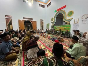 Hangatnya “Family Vibes” TNI dan Warga Situbondo di Balik TMMD 127