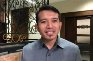 Adam Rusydi Dorong Pemprov Jatim Perkuat SMA dan SMK