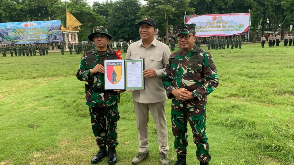 Program TNI Manunggal Membangun Desa (TMMD) ke-127 Tahun 2026 yang dilaksanakan oleh Kodim 0823 Situbondo resmi ditutup