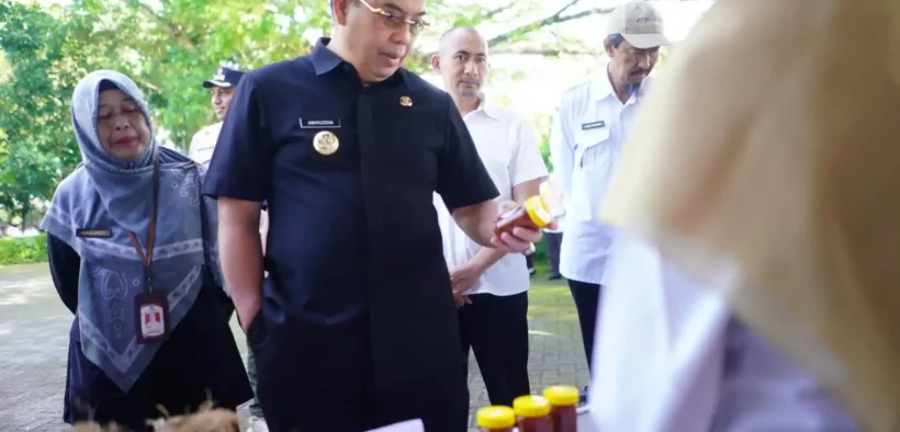 Gerakan Pangan Murah (GPM) yang digelar DKPPP Kota Probolinggo di RTH Taman Maramis, Rabu (11/3/2026) pagi, diserbu warga.