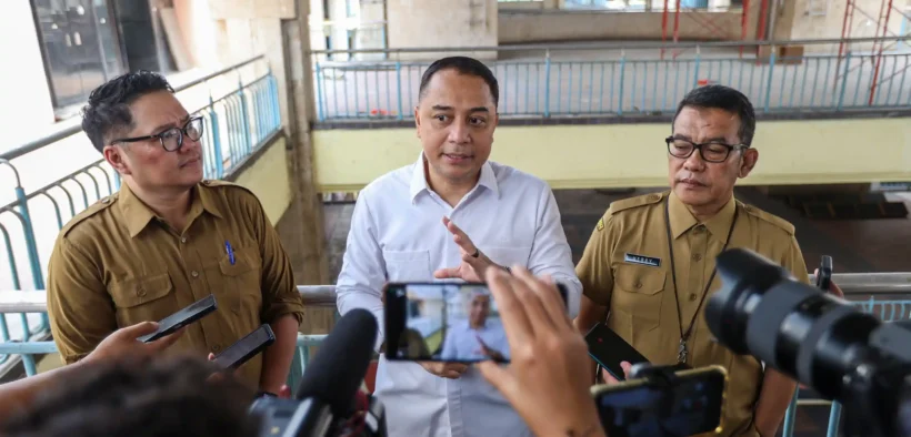 Pemerintah Kota Surabaya menyiapkan sistem kerja piket khusus dan WFA bagi ASN selama masa libur Hari Raya Idul Fitri 1447 Hijriah