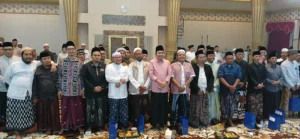 Sahur Bareng Kyai, Gus Fawait Ajak Pesantren Bangun Ekonomi Desa