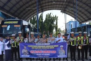 Jelang Mudik, Polres Situbondo Cek Kesehatan Sopir dan Kelaikan Bus