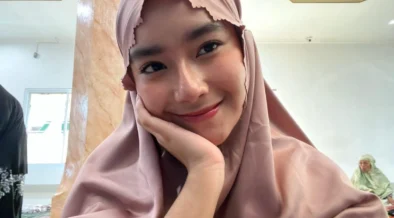 Momen Lebaran itu emang penuh kejutan, apalagi Ketemu sepupu jauh yang makin cantik atau ganteng, emangnya boleh dinikahi