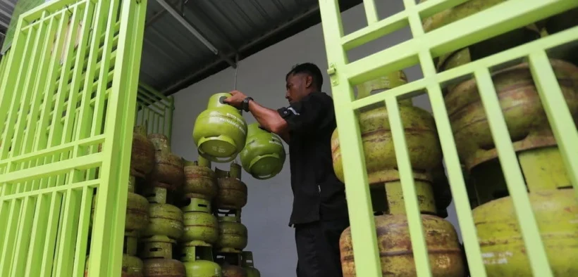 Pemerintah Kabupaten Probolinggo mengajukan tambahan pasokan sebanyak 100 ribu tabung LPG kepada Pertamina antisipasi Panic Buying