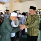 Wali Kota Probolinggo, Aminuddin, menggelar kegiatan Jumat Barokah sekaligus Salat Jumat bersama warga untuk jaga silaturahmi