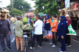 Wali Kota Probolinggo Turun, Tertibkan PKL dan Parkir