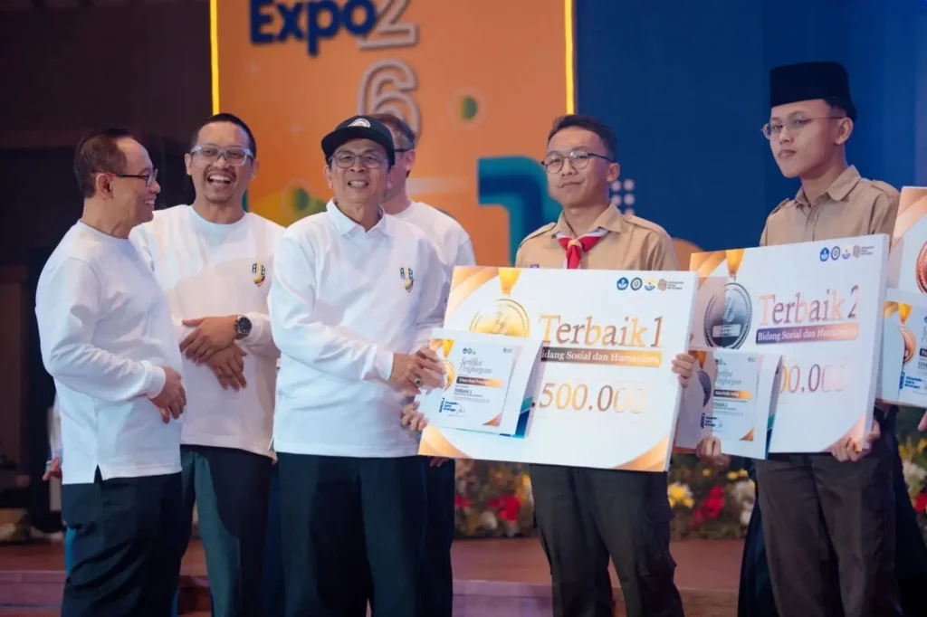 Triven Sabet Golden Ticket Akuntansi Unair Berkat Juara OSA