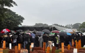 pemakaman vidi aldiano tanah kusir