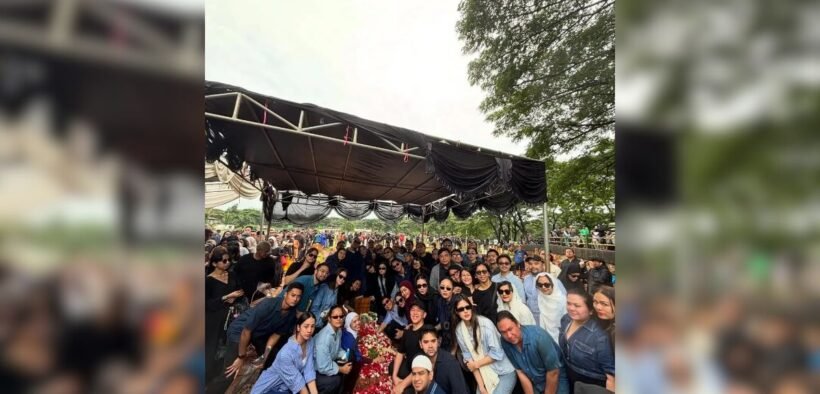 warna biru pemakaman Vidi