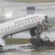 pesawat Air Canada tabrakan