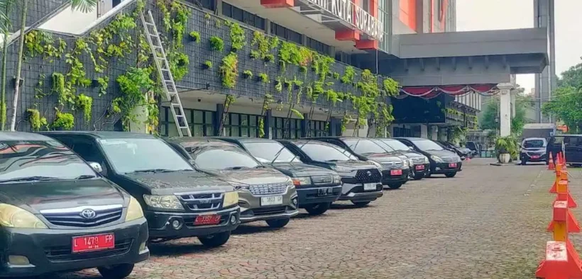 pengawasan kendaraan dinas Surabaya