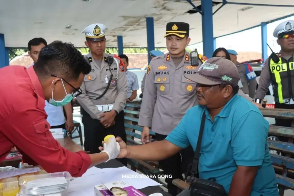 Sidak Terminal! Ini Cara Keselamatan Penumpang Mudik Aman di Situbondo