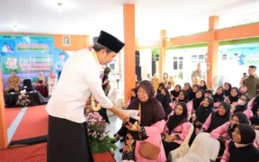 Beasiswa anak kader posyandu