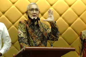 Wapres ke-6 RI Try Sutrisno Wafat di Usia 90 Tahun