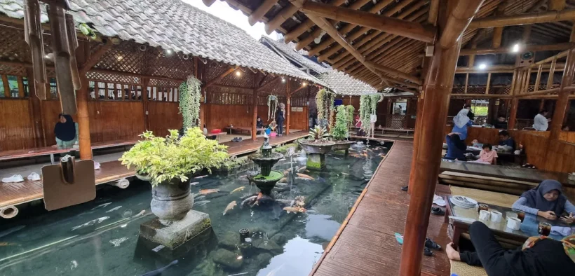 Waroeng Bamboe Sidomulyo