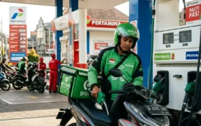 Minyak Dunia Going To the Moon: Gojek & Grab Ancang-Ancang Naikkan Tarif!
