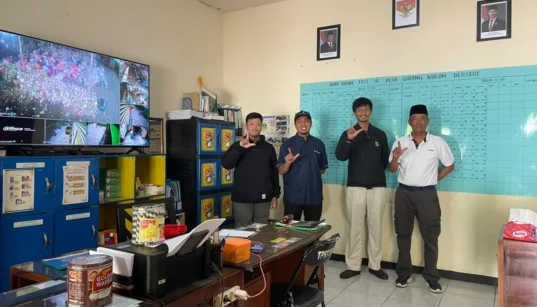 Polinema kolaborasi lintas jurusan dampingi TPS3R Gading Kulon dalam penguatan manajemen aset konstruksi berbasis teknologi dan digitalisasi.