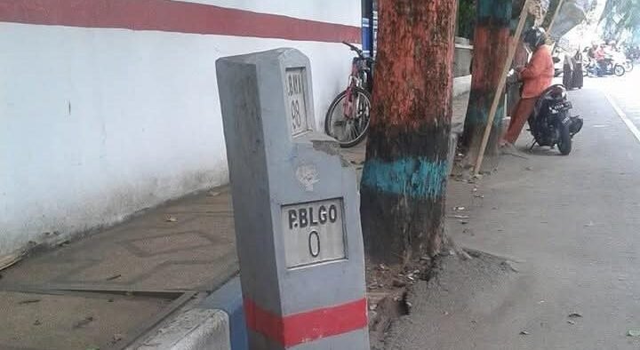 Pemerintah Kota (Pemkot) Probolinggo resmi menggeser titik 0 Kilometer (KM) dari Jalan Panglima Sudirman ke Bundaran Gladak Serang.