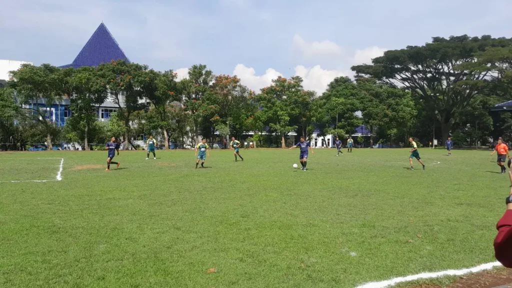 turnamen Mini Soccer antar dosen dan karyawan kembali digelar