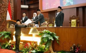 Pansus DPRD Jatim soroti LKPJ 2025. Sebanyak 40 persen indikator kinerja Pemprov Jatim tak bisa diukur karena data tidak tersedia.