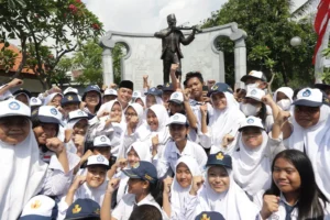 Siswa SMP Surabaya Dilarang Bawa Motor!