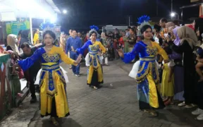 Pagelaran Seni Wonoasih 2026 sukses digelar meriah dengan iringan musik perkusi, tarian tradisional, hingga hiburan modern