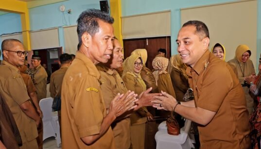 Wali Kota Surabaya Halalbihalal bersama Musyawarah Kerja Kepala Sekolah (MKKS) dan Kelompok Kerja Kepala Sekolah (K3S) SMP negeri dan swasta