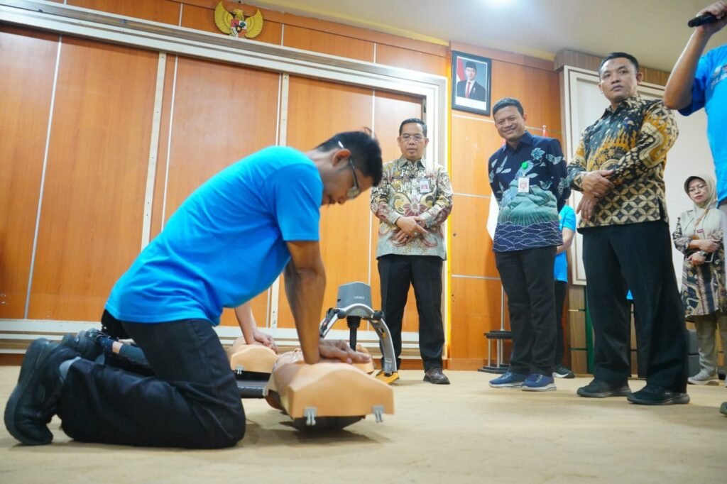 Pemerintah Kota Probolinggo terus ngebut meningkatkan kualitas layanan darurat melalui sistem PSC 112 dengan pelatihan BHD