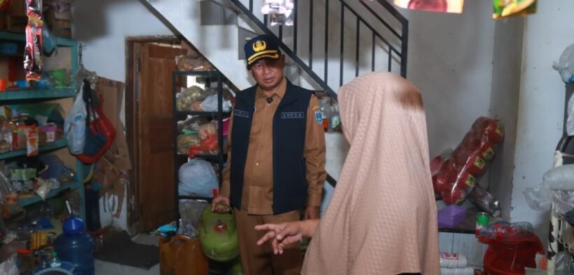 Kelangkaan LPG 3 Kg bikin warga resah, Pemkab Probolinggo langsung turun tangan lewat sidak ke sejumlah titik distribusi di Kecamatan Leces