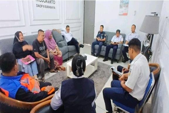 Agus Julianto bantah aduan warga soal usaha cuci kendaraan di Mojokerto dan menegaskan telah menyewa lahan PT KAI secara resmi