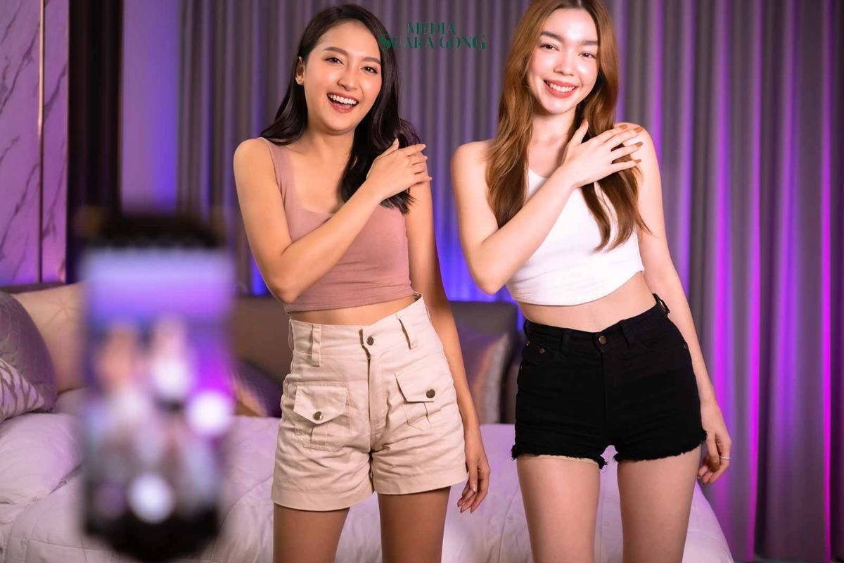 "The Paradox of Cewek Geal-Geol: Antara FYP, Dopamin Murahan, & Krisis Validasi"