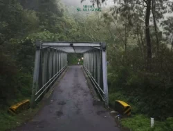 Pemprov Jatim Pasang Pagar Pengaman di Jembatan Cangar