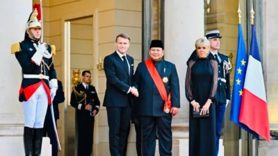 Presiden Prabowo mengungkapkan bahwa dirinya telah menginstruksikan semua tingkatan sekolah di Indonesia untuk mulai belajar Bahasa Prancis!