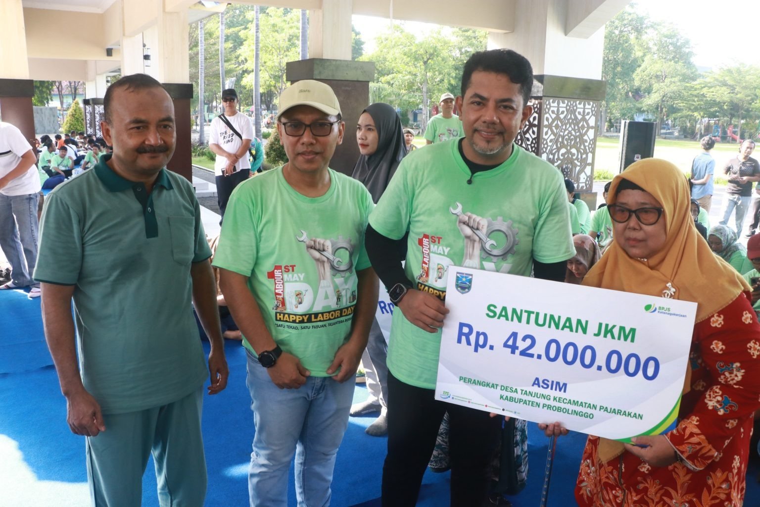 Pemerintah Kabupaten Probolinggo memperingati Hari Buruh Internasional atau May Day 2026 dengan suasana penuh kebersamaan