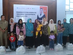 Novita Hardini Berikan Layanan Kesehatan Mata Gratis