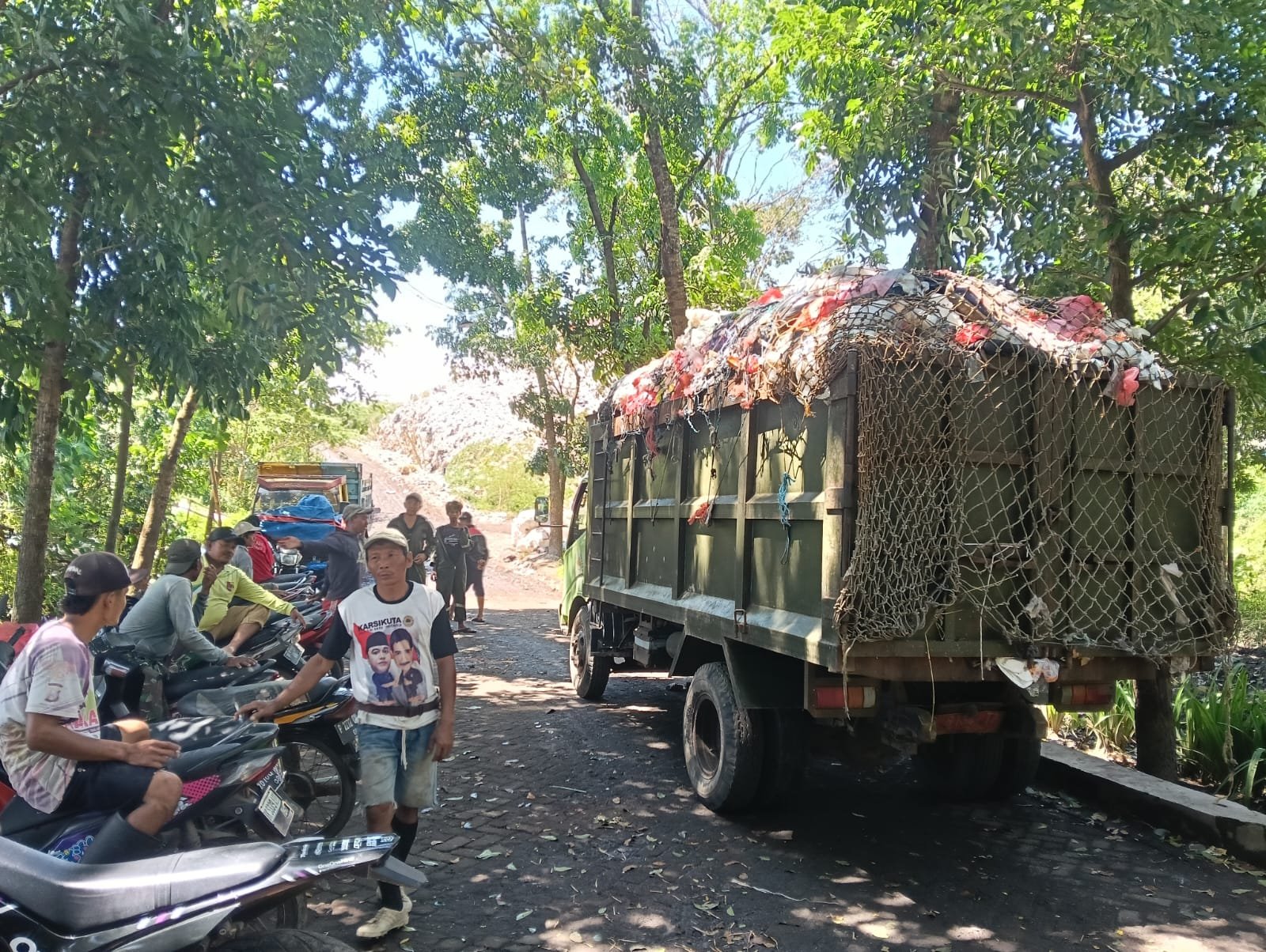 Jember Terapkan Pengelolaan Sampah Mandiri: Batasi Penggunaan Plastik