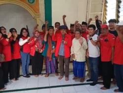 PAC PDIP Tambaksari Salurkan Sapi Kurban untuk Warga