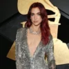 Dua Lipa Gugat Samsung Gara-Gara Kardus TV