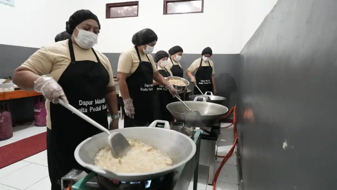 Kepala KSP Dudung Pastikan Program MBG Gak Bakal Berhenti Walau BGN Lagi Dibenahi!