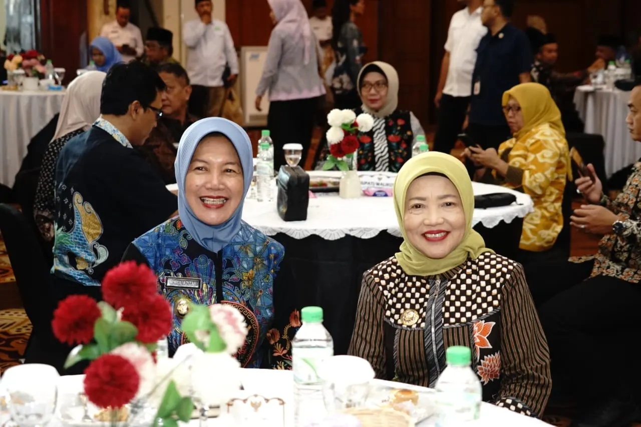 Wakil Bupati Malang, Hj. Lathifah Shohib, menghadiri acara launching Program Beasiswa Pemerintah Provinsi Jawa Timur (Jatim) Tahun 2026.