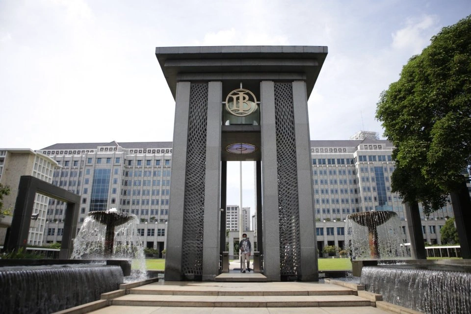 Bank Indonesia (BI) menjelaskan penyebab nilai tukar rupiah melemah terhadap dolar Amerika Serikat yang masih berlanjut hingga kini